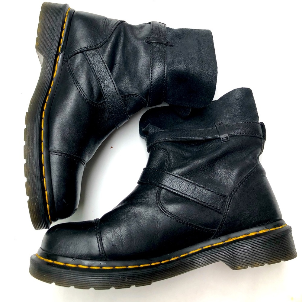 Dr Martens low motorcycle boot, size 9 women’s